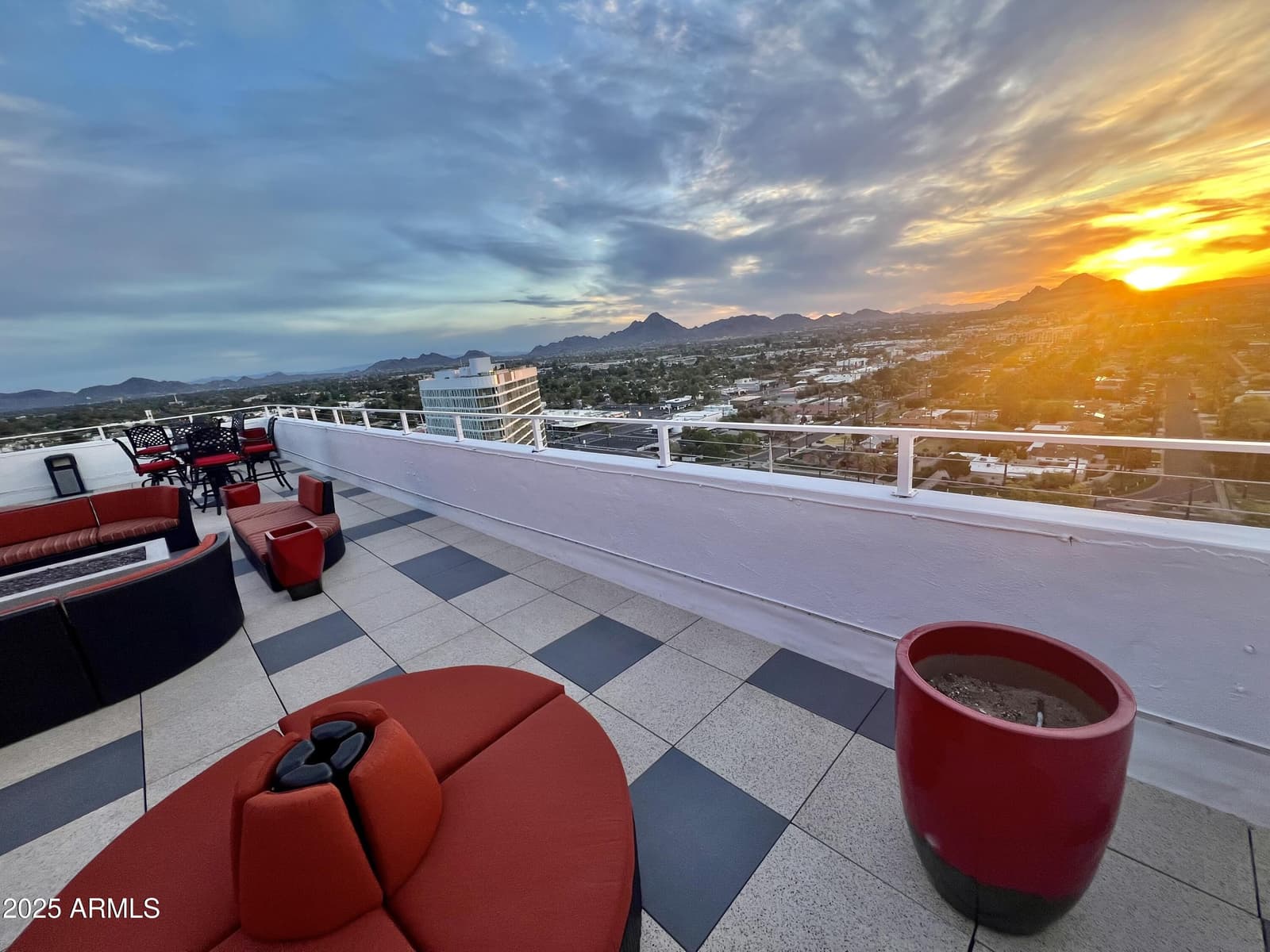 4750 N CENTRAL Avenue 1N, Phoenix, AZ 85012 — photo 45 of 47