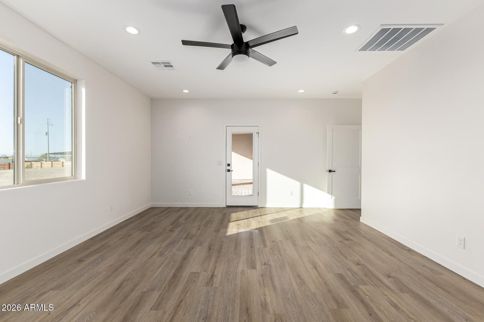 35504 W JEFFERSON Street, Tonopah, AZ 85354 — photo 12 of 31