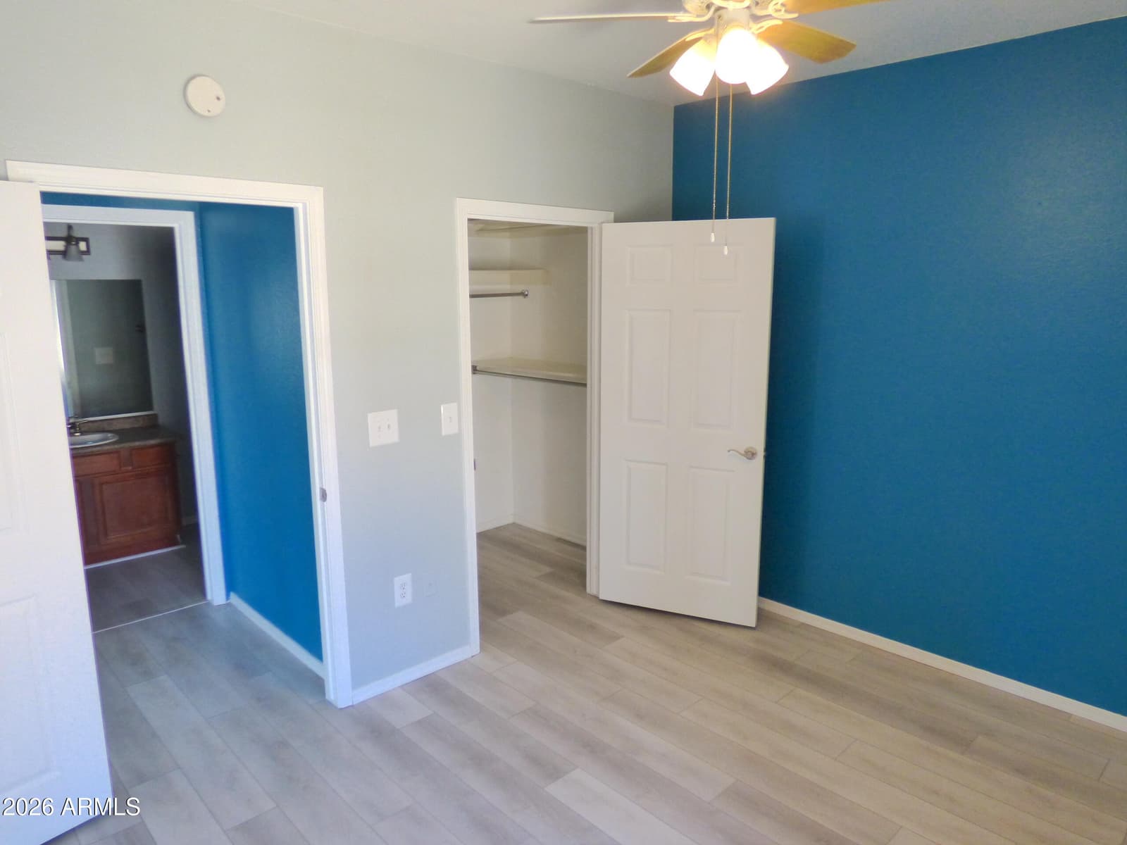 17017 N 12TH Street 2060, Phoenix, AZ 85022 — photo 7 of 15