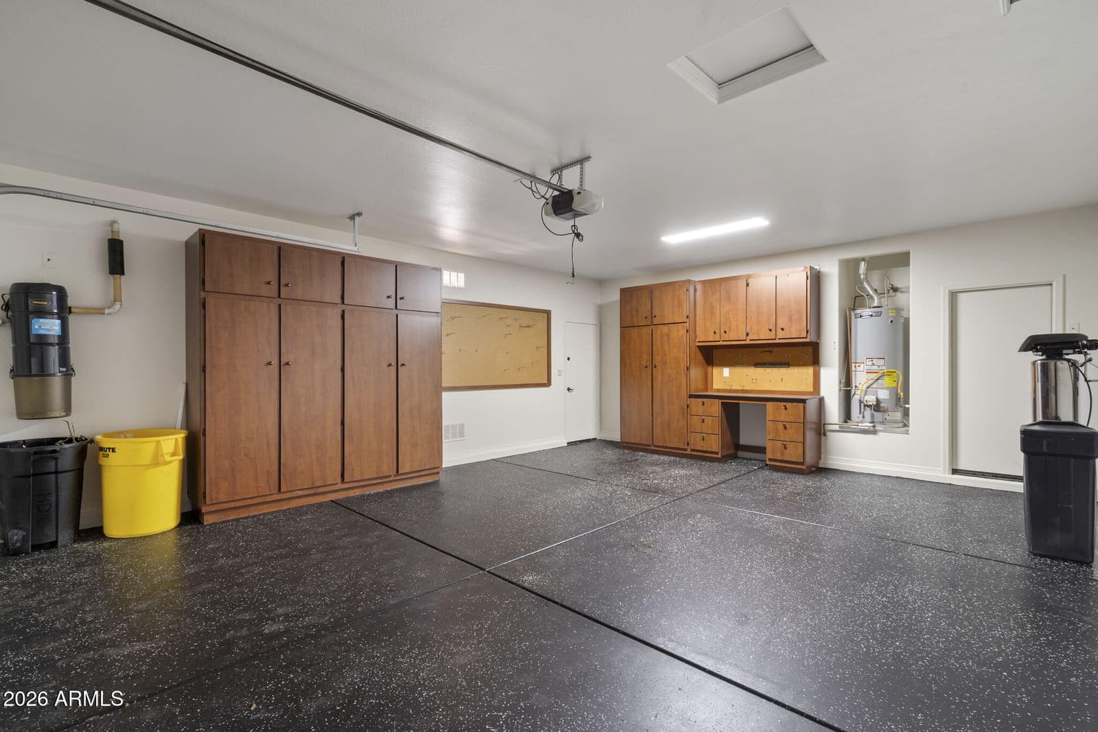 16295 N 183RD Drive, Surprise, AZ 85388 — photo 5 of 36