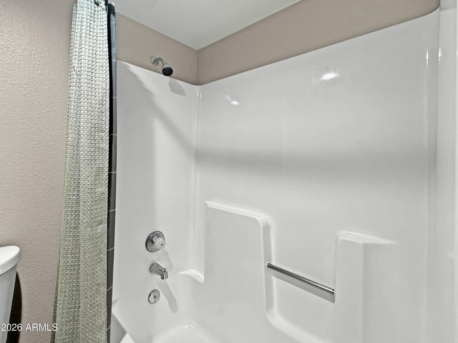 4410 N LONGVIEW Avenue 208, Phoenix, AZ 85014 — photo 10 of 11
