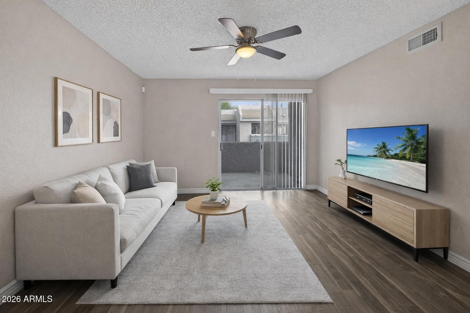 4410 N LONGVIEW Avenue 208, Phoenix, AZ 85014 — photo 3 of 11