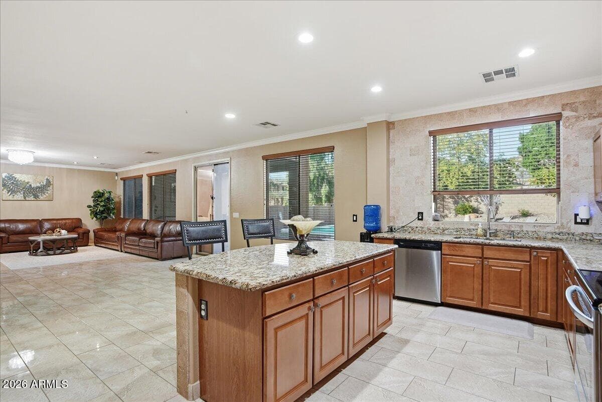 2414 W FLORENTINE Road, Phoenix, AZ 85086 — photo 15 of 49