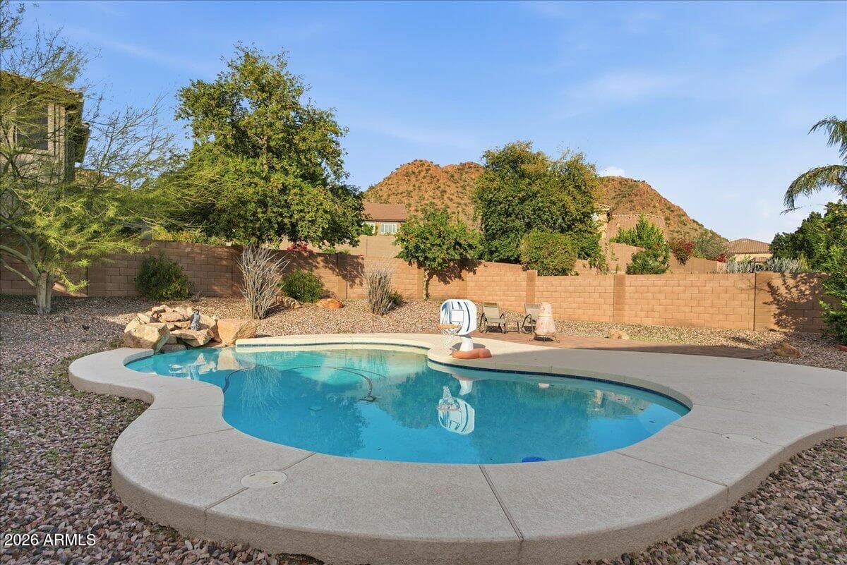 2414 W FLORENTINE Road, Phoenix, AZ 85086 — photo 47 of 49