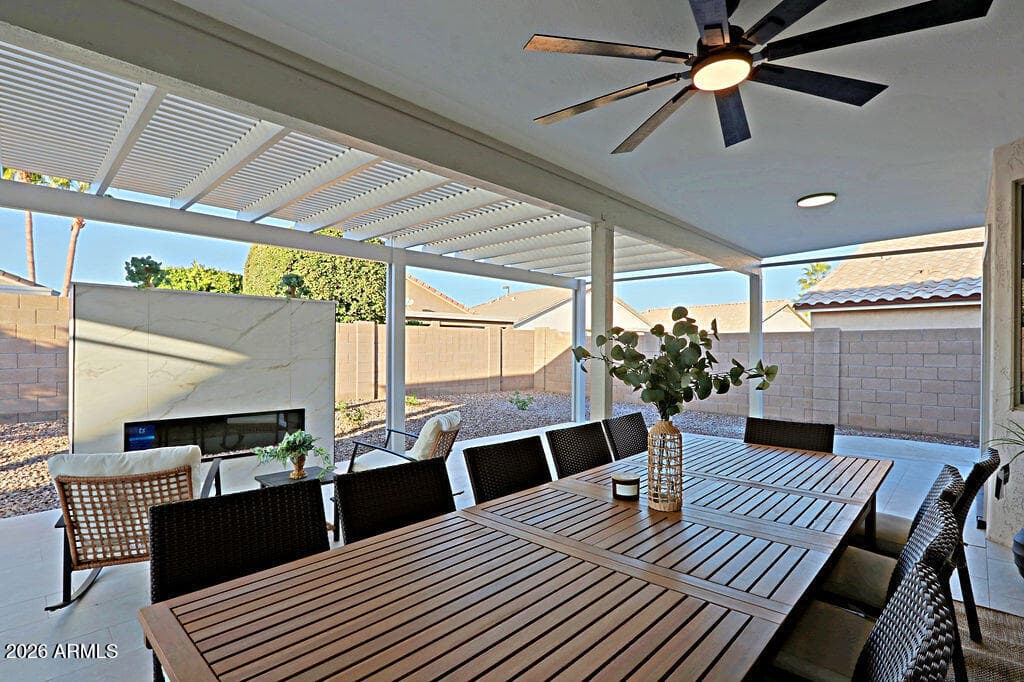18068 W BROWNING Drive, Surprise, AZ 85374 — photo 11 of 72