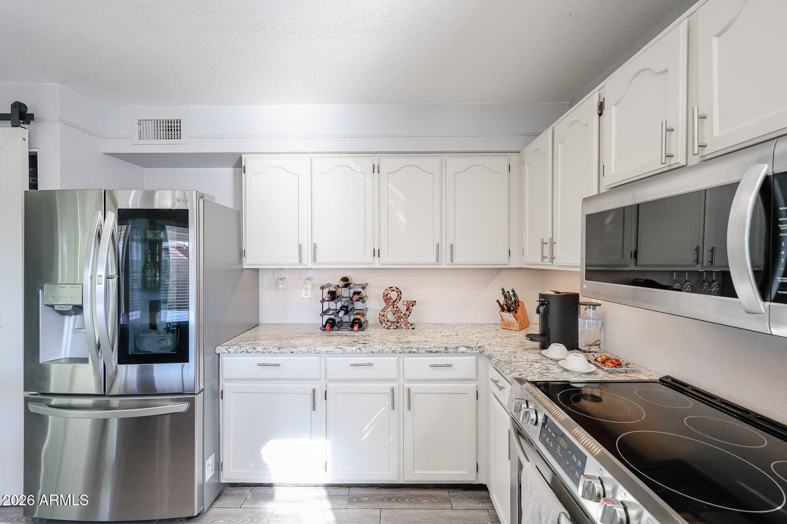 441 S MAPLE 8, Mesa, AZ 85206 — photo 9 of 28