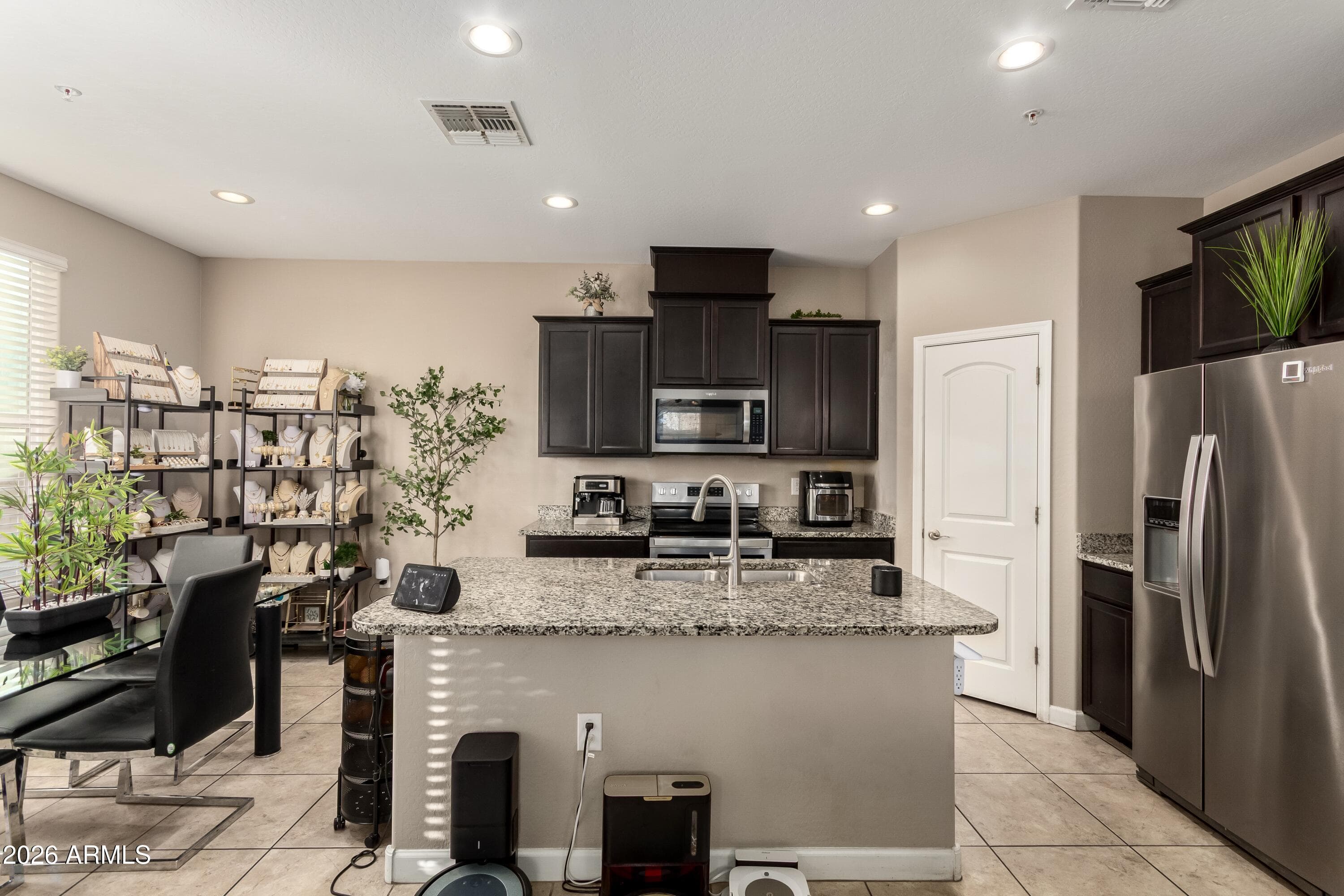1255 N ARIZONA Avenue 1061, Chandler, AZ 85225 — photo 14 of 43