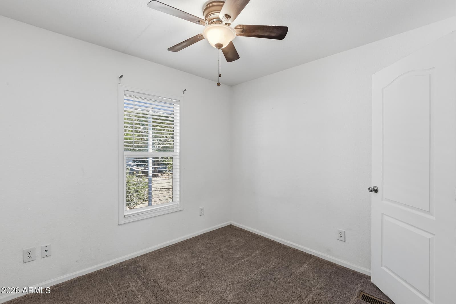 19401 N 7TH Street N 187, Phoenix, AZ 85024 — photo 6 of 25