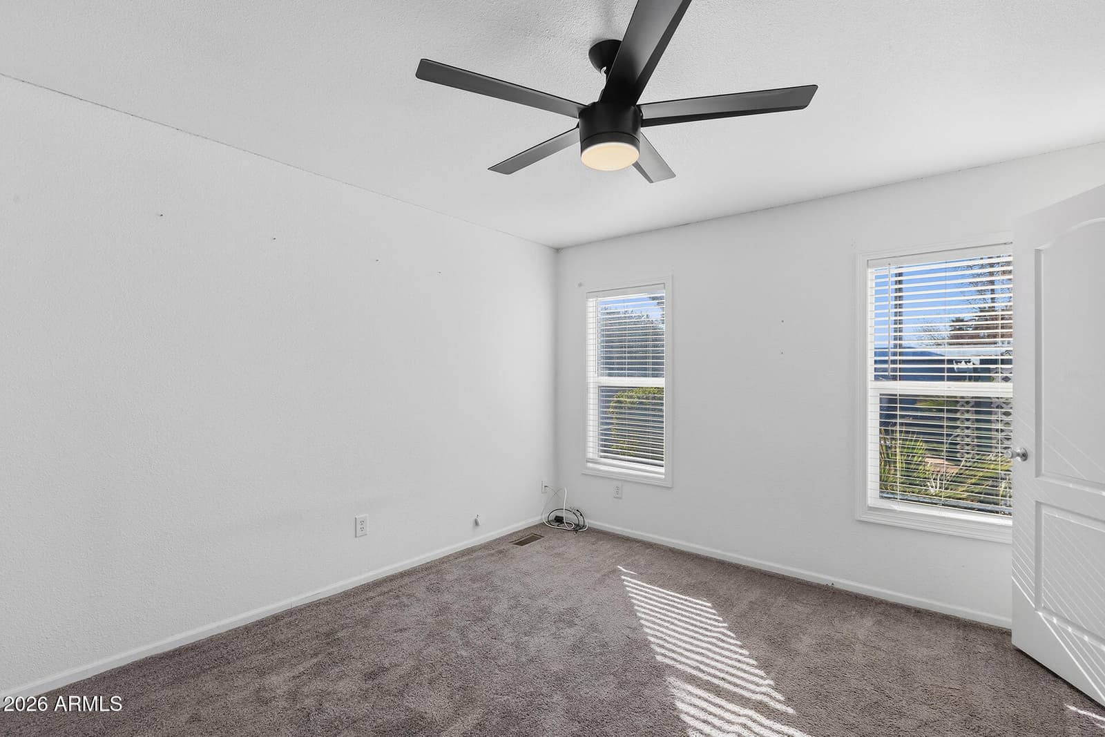 19401 N 7TH Street N 187, Phoenix, AZ 85024 — photo 8 of 25