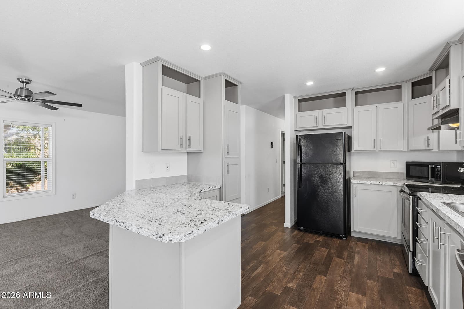 19401 N 7TH Street N 187, Phoenix, AZ 85024 — photo 17 of 25
