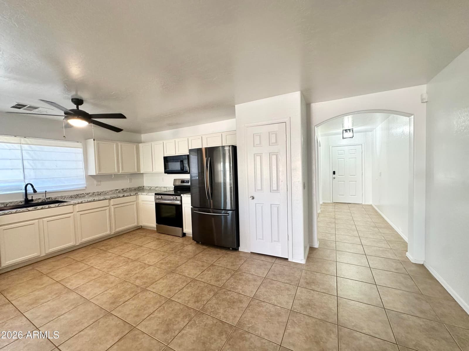 1672 E LEAF Road, San Tan Valley, AZ 85140 — photo 16 of 50
