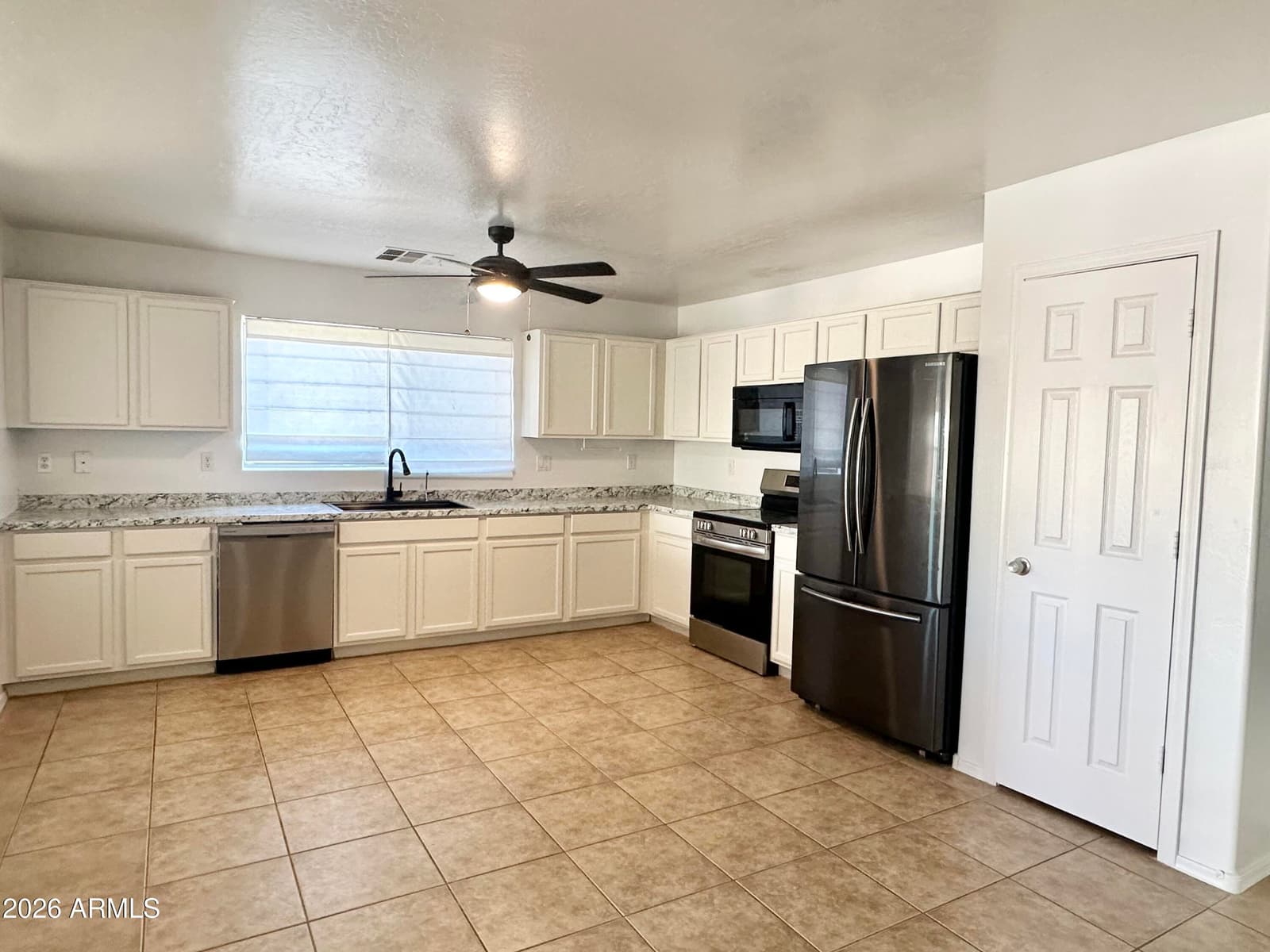 1672 E LEAF Road, San Tan Valley, AZ 85140 — photo 17 of 50