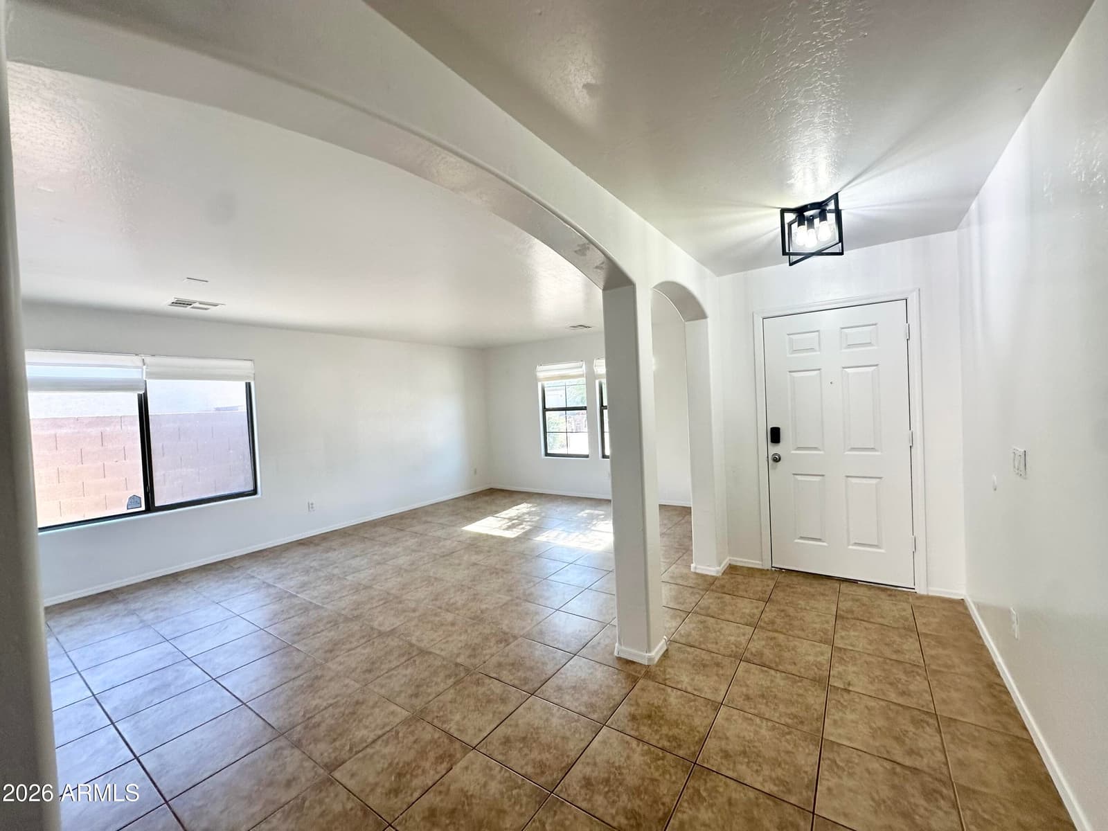 1672 E LEAF Road, San Tan Valley, AZ 85140 — photo 10 of 50