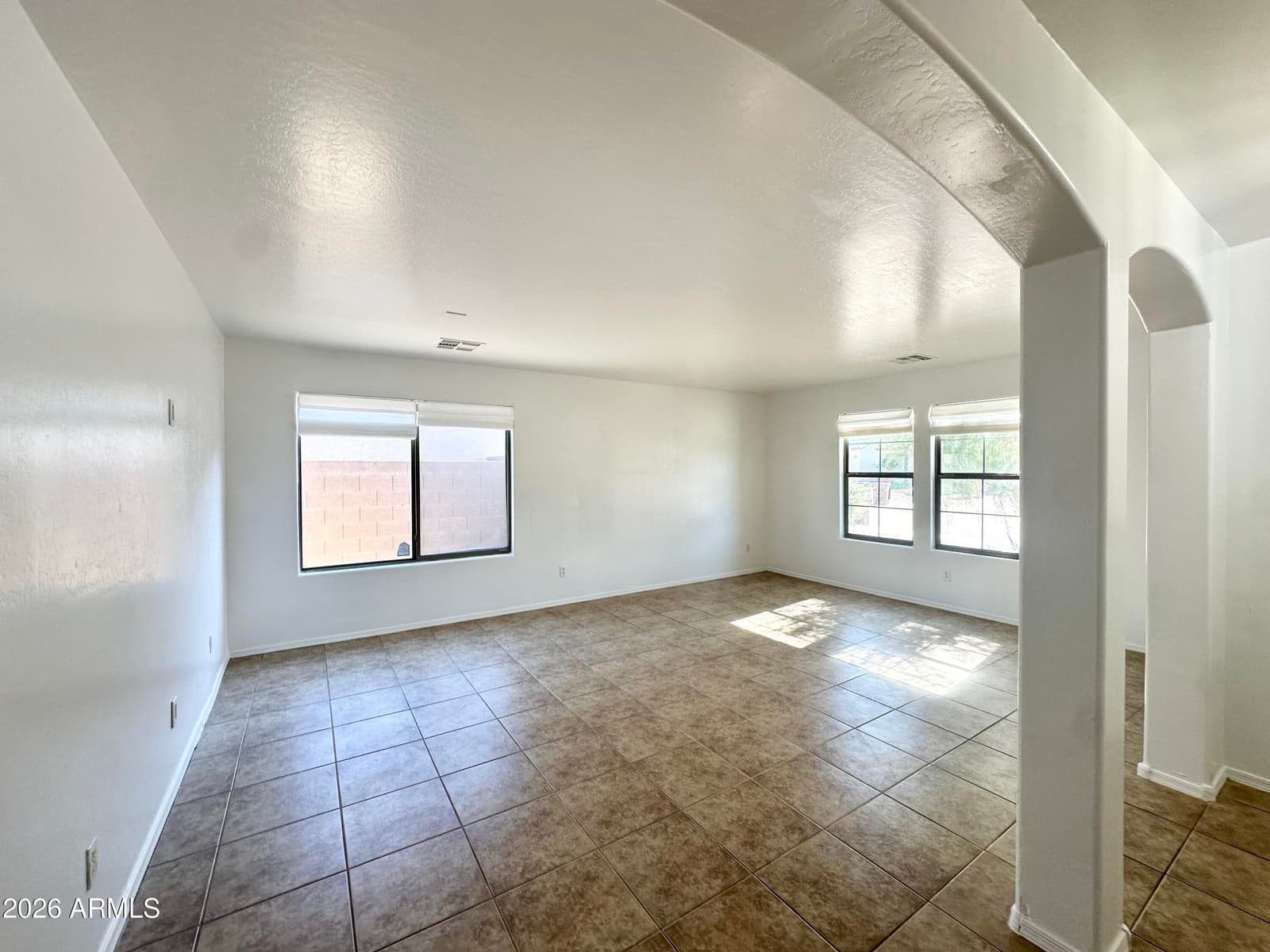 1672 E LEAF Road, San Tan Valley, AZ 85140 — photo 13 of 50
