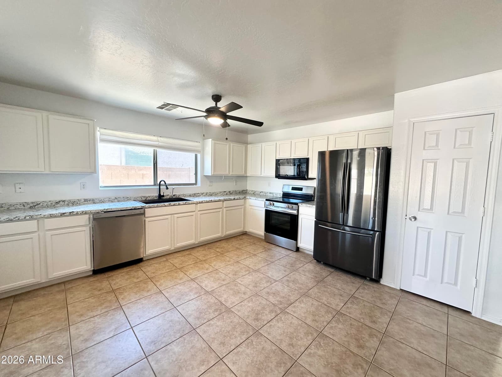 1672 E LEAF Road, San Tan Valley, AZ 85140 — photo 18 of 50