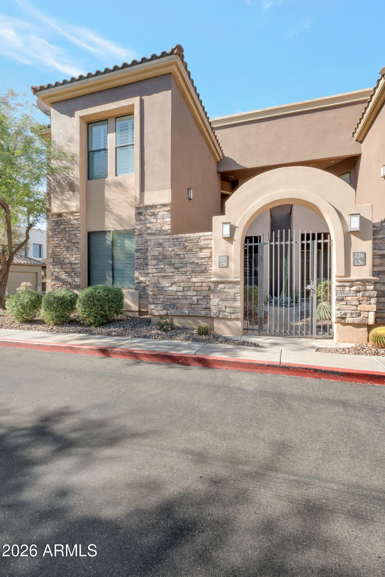 7027 N SCOTTSDALE Road 125, Paradise Valley, AZ 85253 — photo 16 of 26