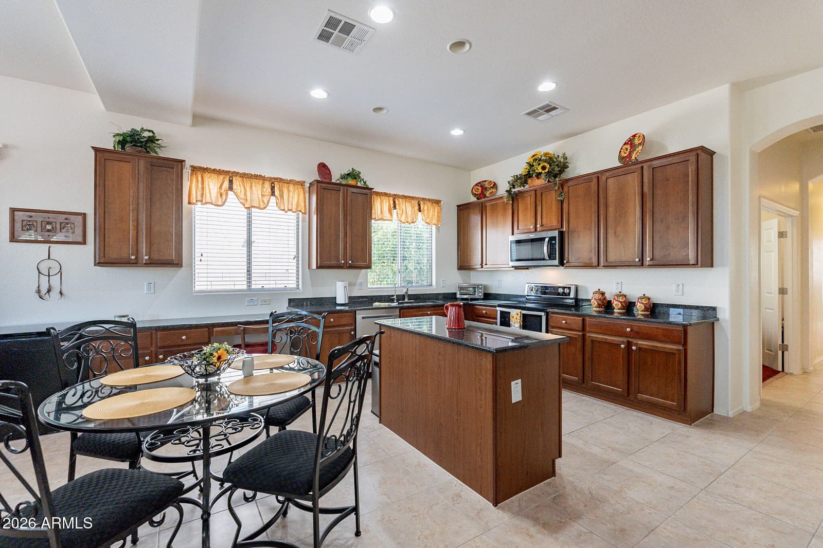 17141 N Oliveto Avenue, Maricopa, AZ 85138 — photo 9 of 39