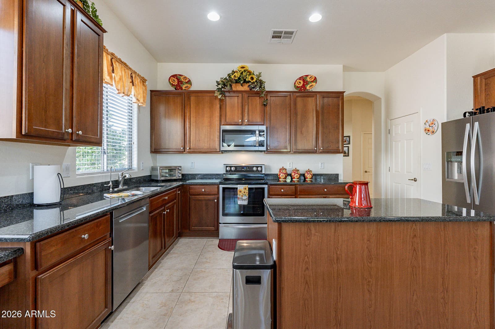 17141 N Oliveto Avenue, Maricopa, AZ 85138 — photo 11 of 39