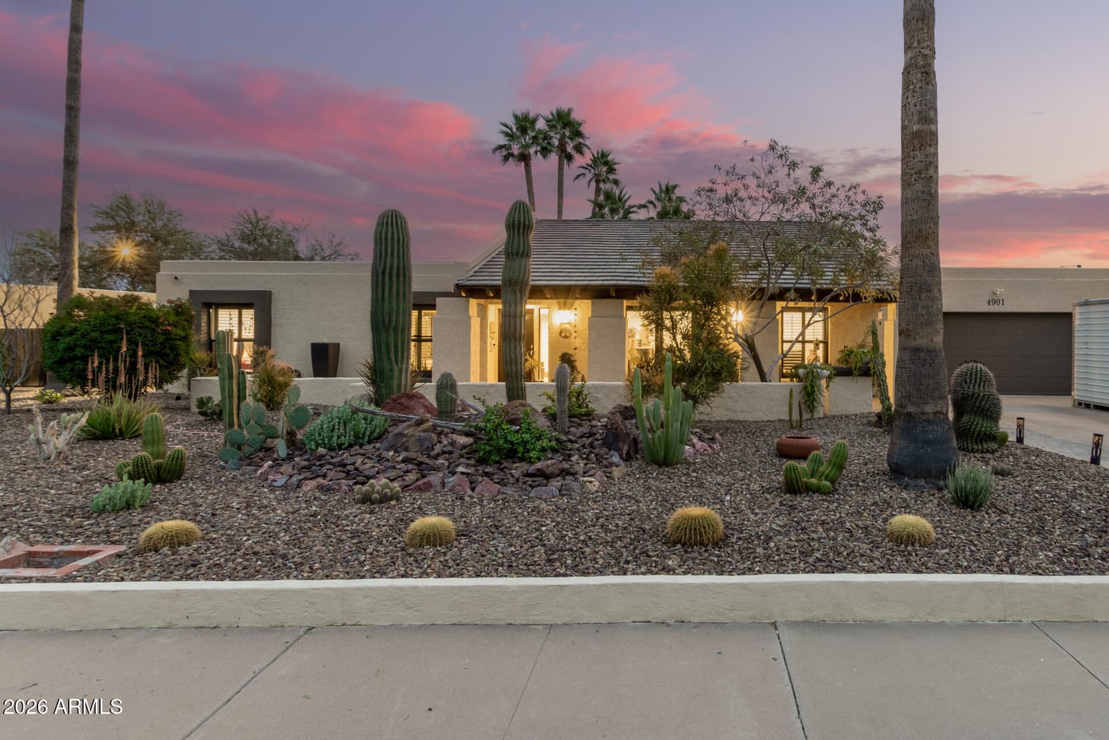 4901 E LUDLOW Drive, Scottsdale, AZ 85254 — photo 3 of 58