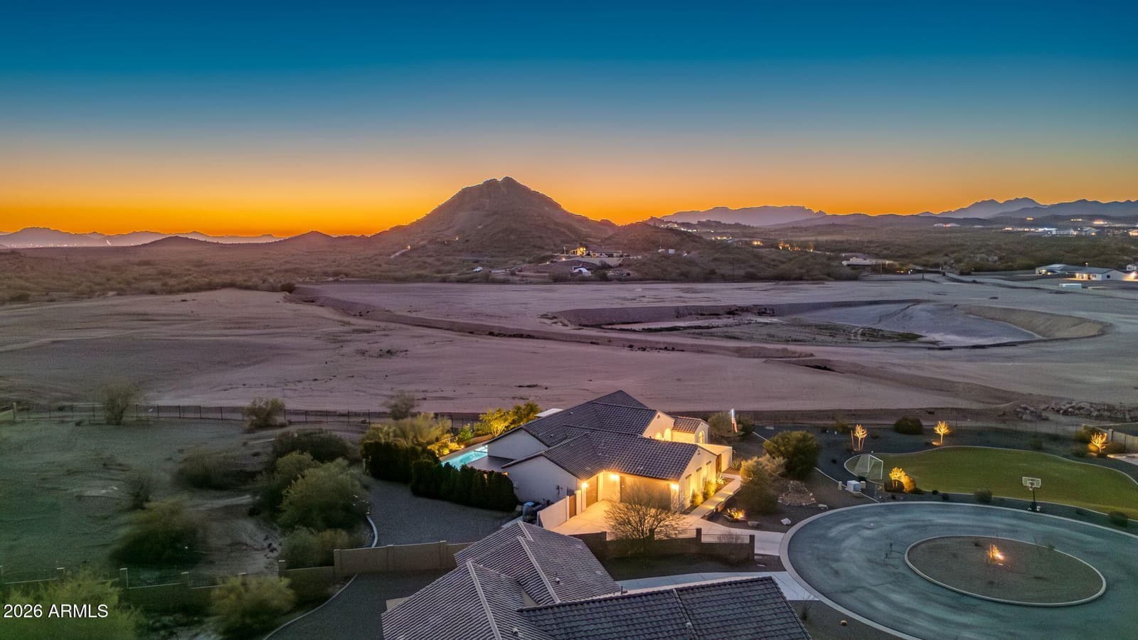 565 W PERKINS Street, San Tan Valley, AZ 85143 — photo 6 of 102