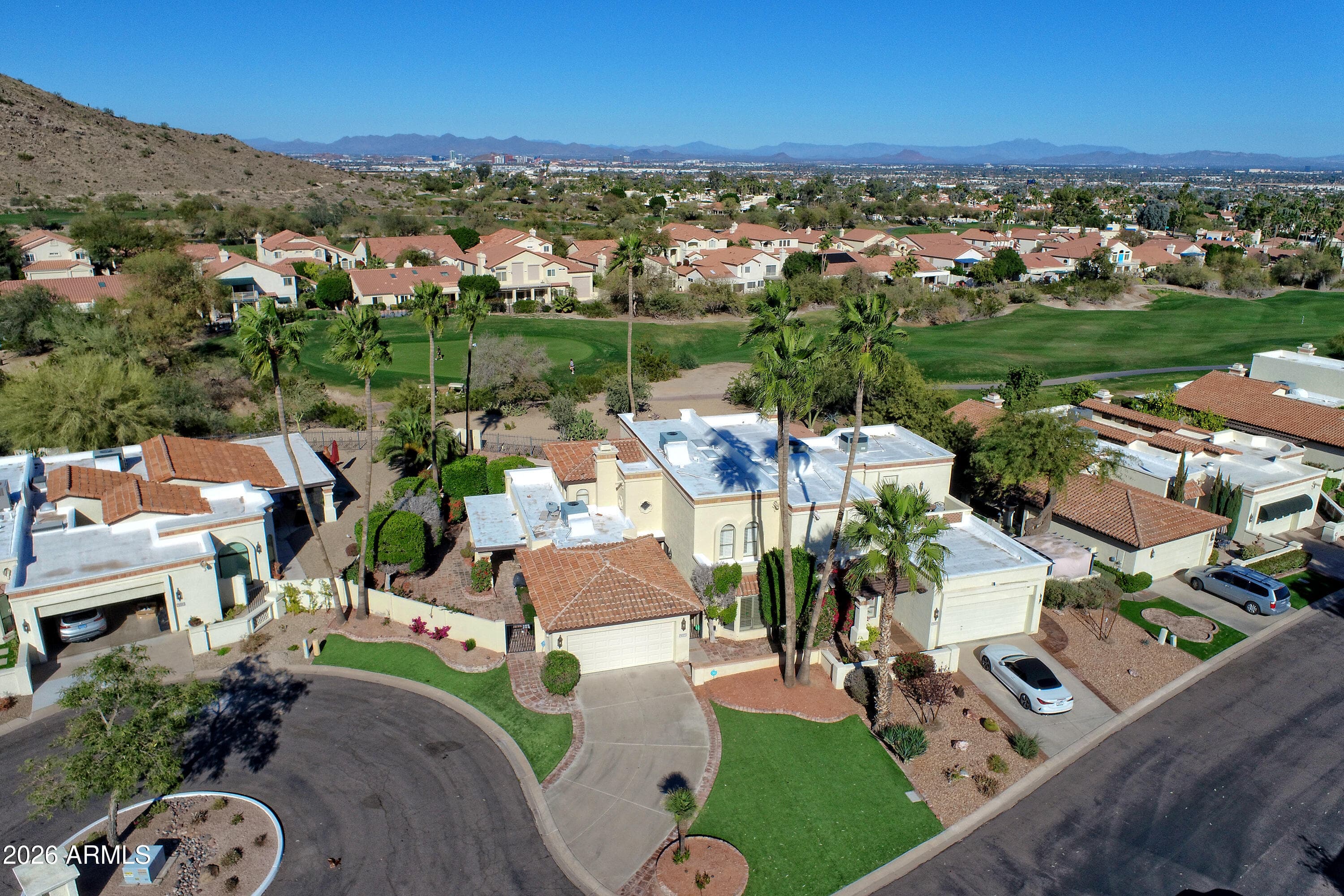 4610 E MONTE Way, Phoenix, AZ 85044