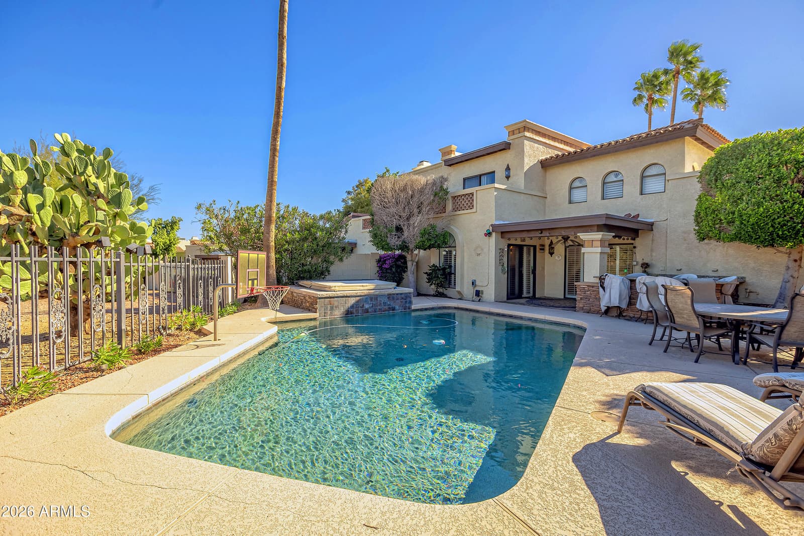4610 E MONTE Way, Phoenix, AZ 85044 — photo 3 of 44