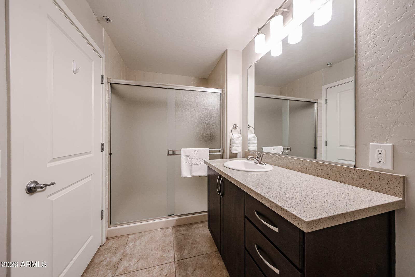 5450 E DEER VALLEY Bldg 10 Drive 3172, Phoenix, AZ 85054 — photo 19 of 43