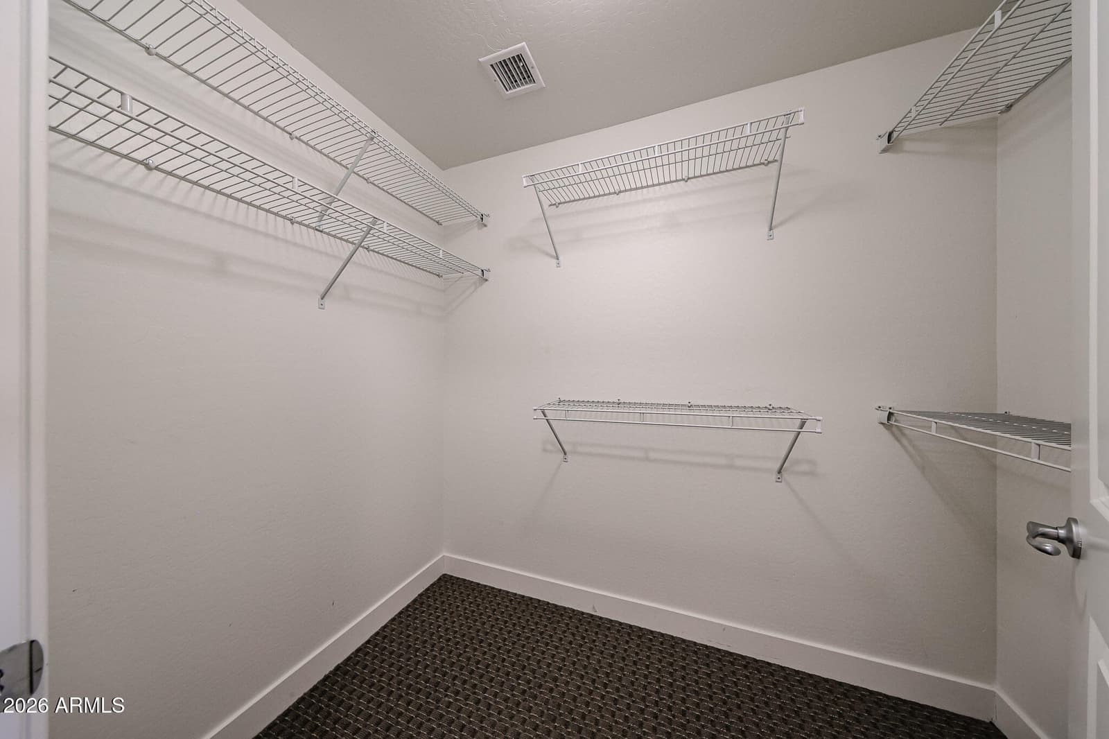5450 E DEER VALLEY Bldg 10 Drive 3172, Phoenix, AZ 85054 — photo 25 of 43
