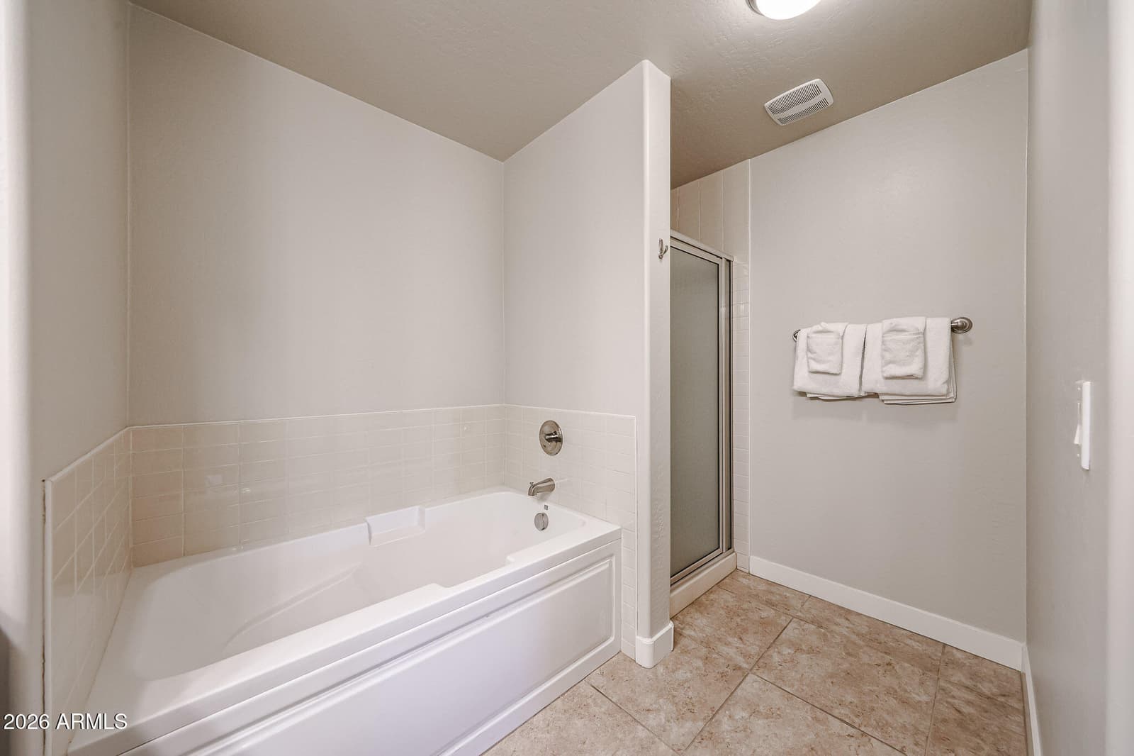 5450 E DEER VALLEY Bldg 10 Drive 3172, Phoenix, AZ 85054 — photo 27 of 43