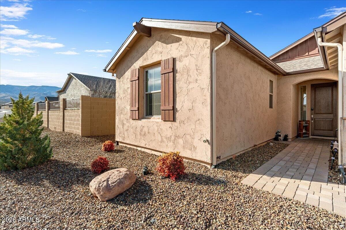 336 LAUGHING HILL Drive, Clarkdale, AZ 86324 — photo 3 of 38