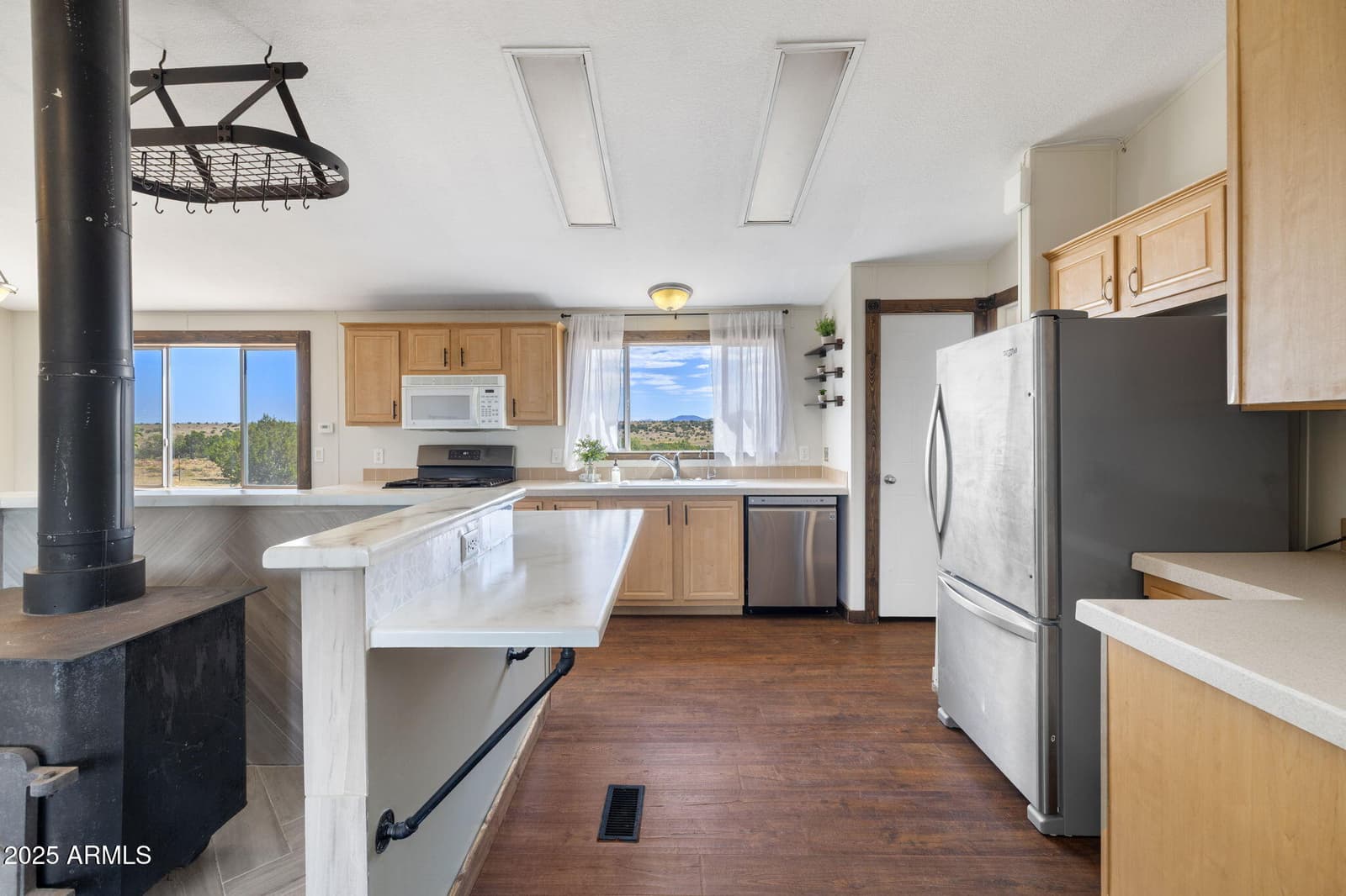 6792 S QUIVERO Road, Williams, AZ 86046 — photo 11 of 37