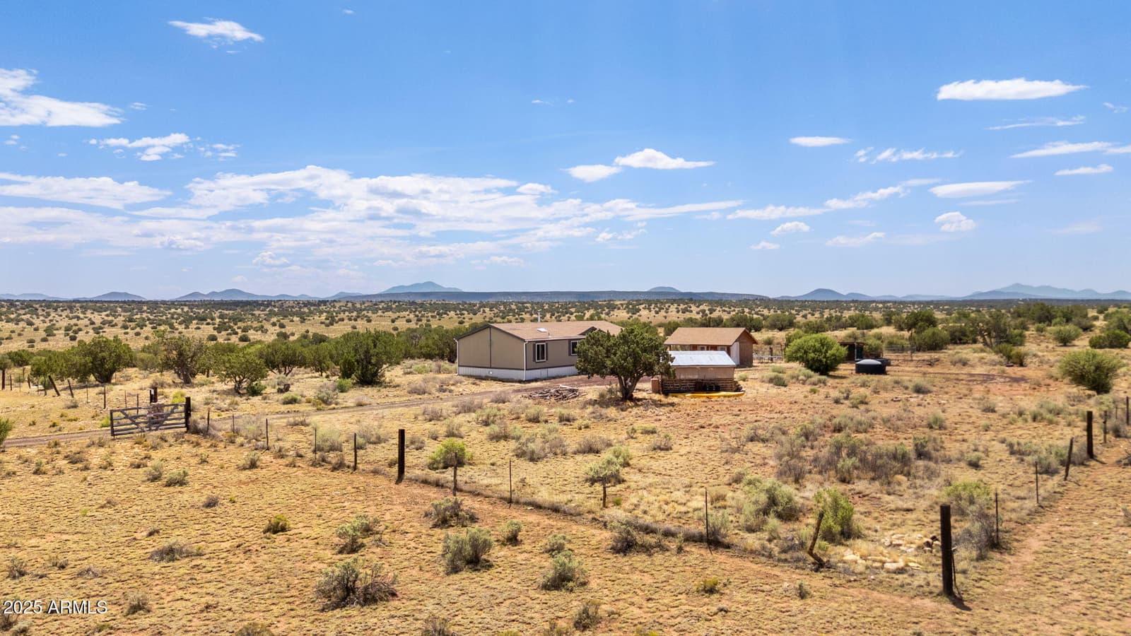 6792 S QUIVERO Road, Williams, AZ 86046 — photo 35 of 37