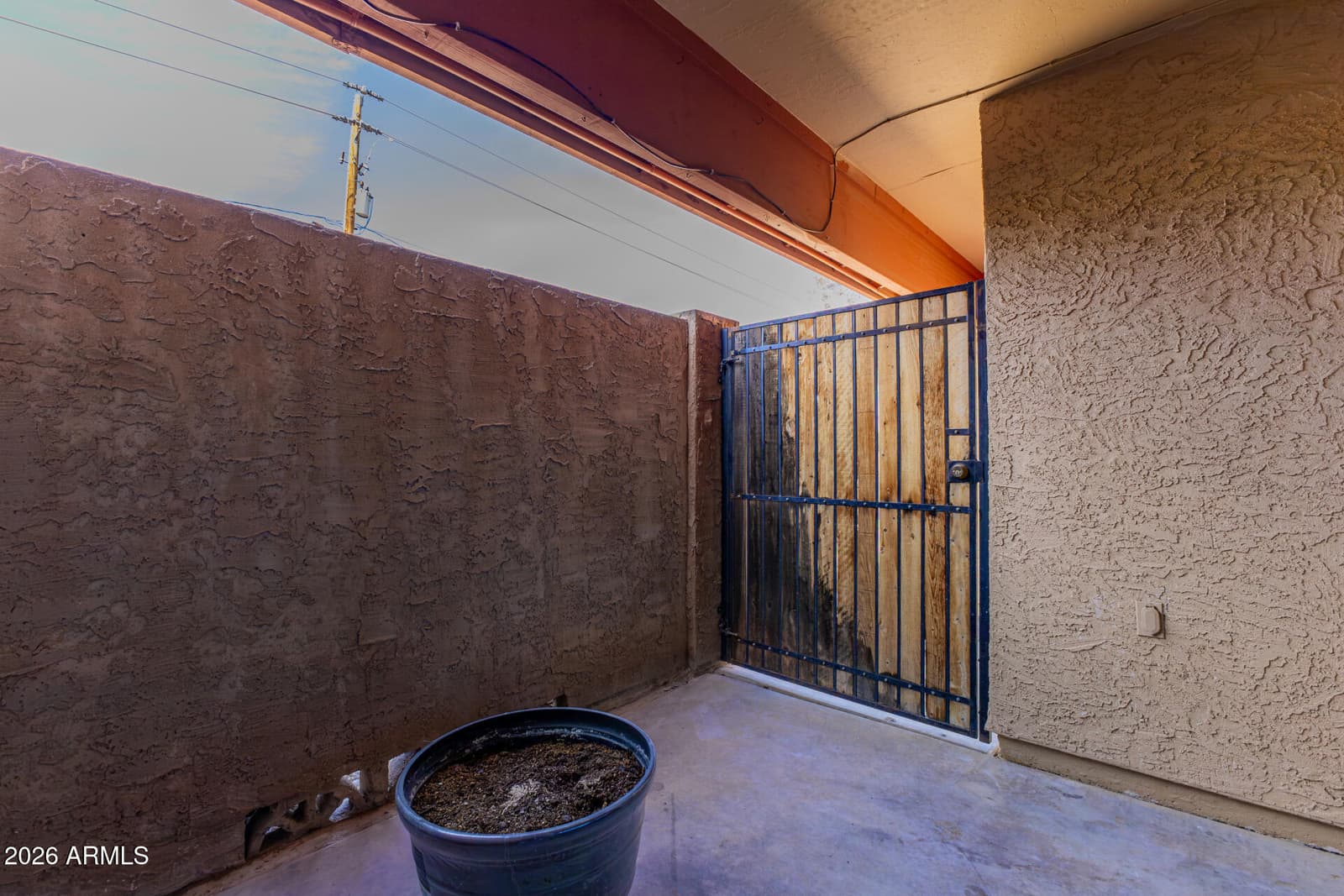 17225 N 16TH Street 10, Phoenix, AZ 85022 — photo 7 of 36