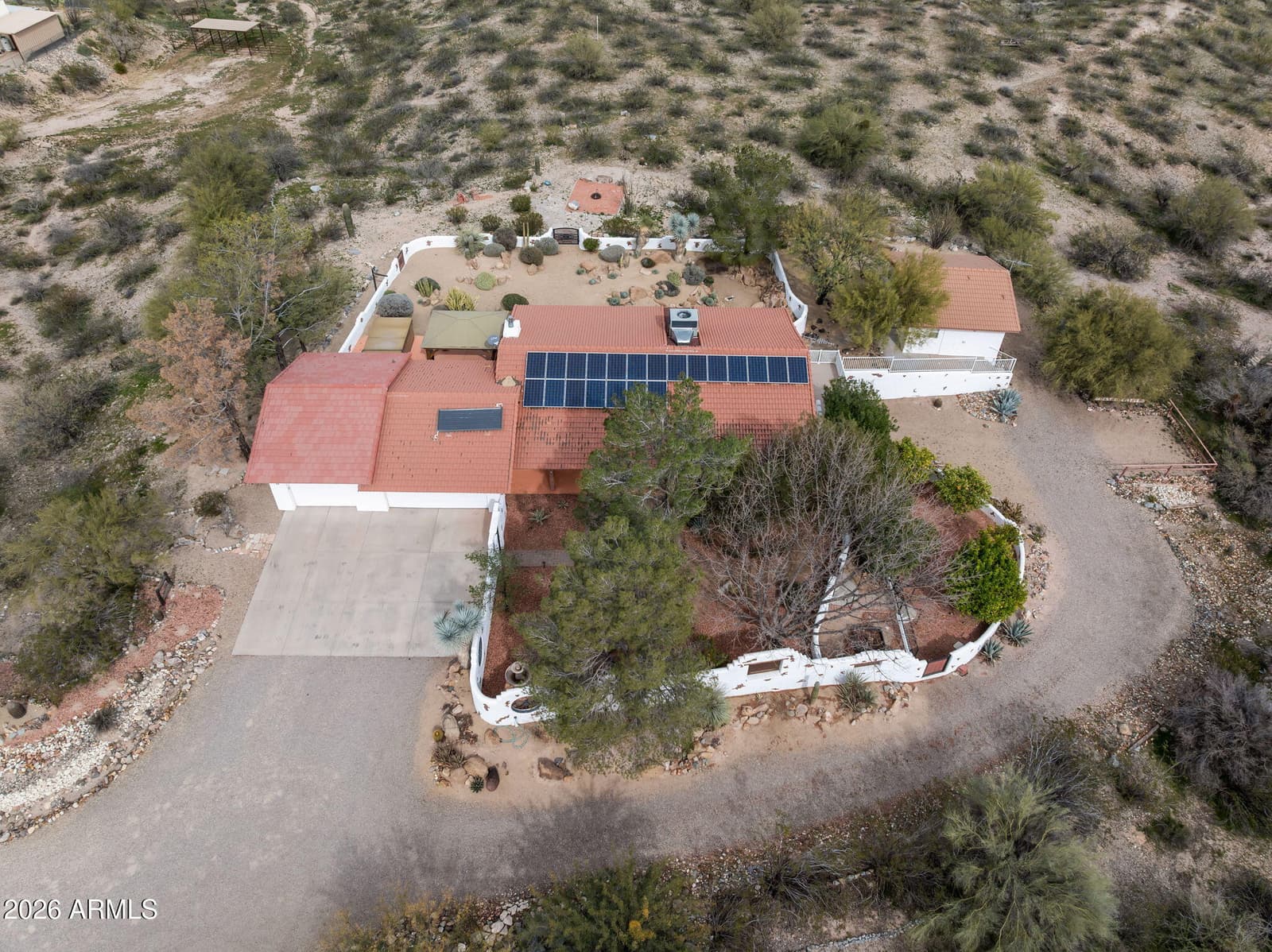 675 N HORSESHOE Trail, Wickenburg, AZ 85390 — photo 5 of 50
