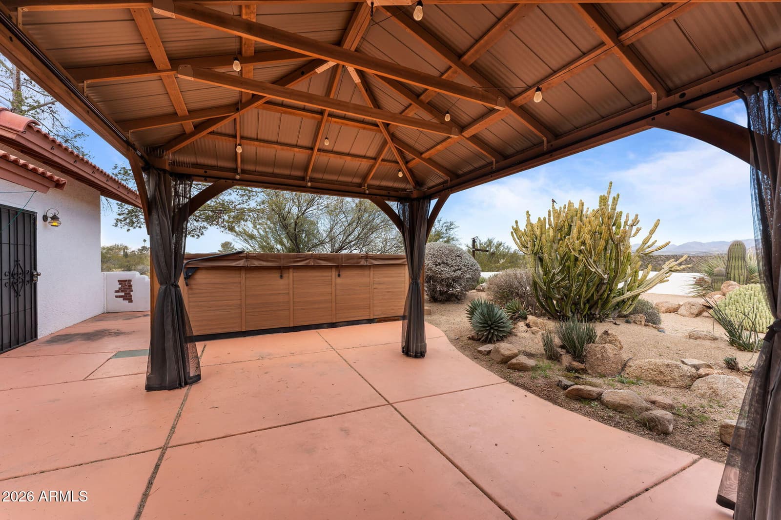 675 N HORSESHOE Trail, Wickenburg, AZ 85390 — photo 39 of 50