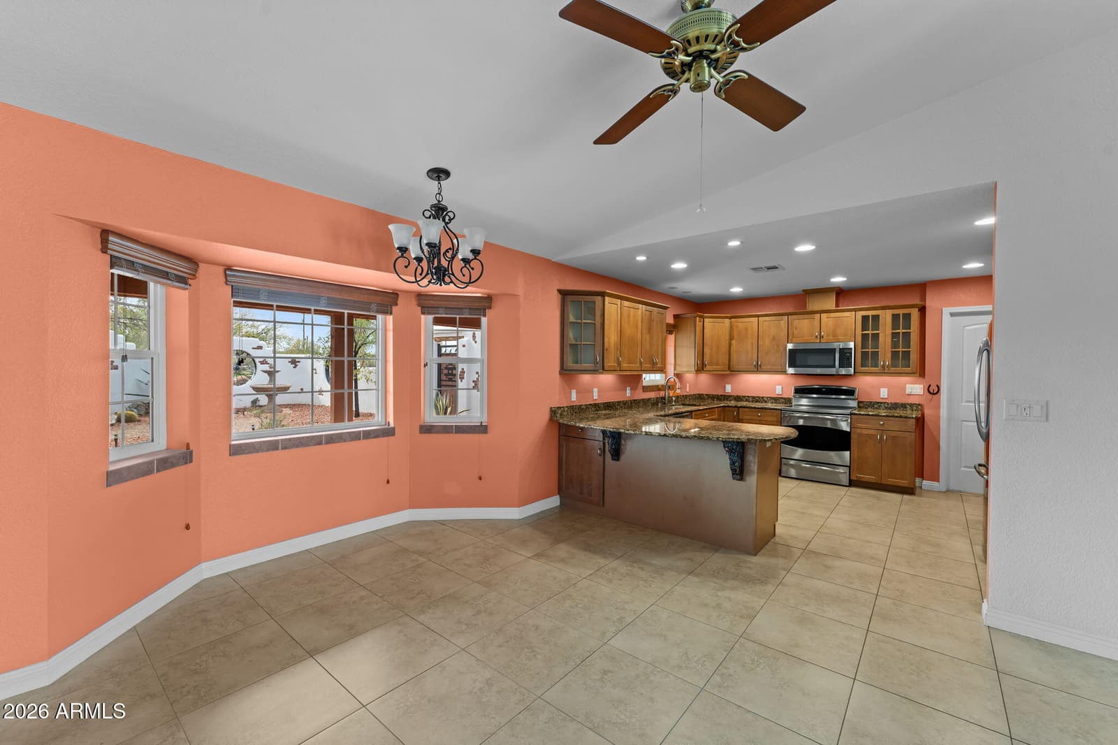 675 N HORSESHOE Trail, Wickenburg, AZ 85390 — photo 11 of 50