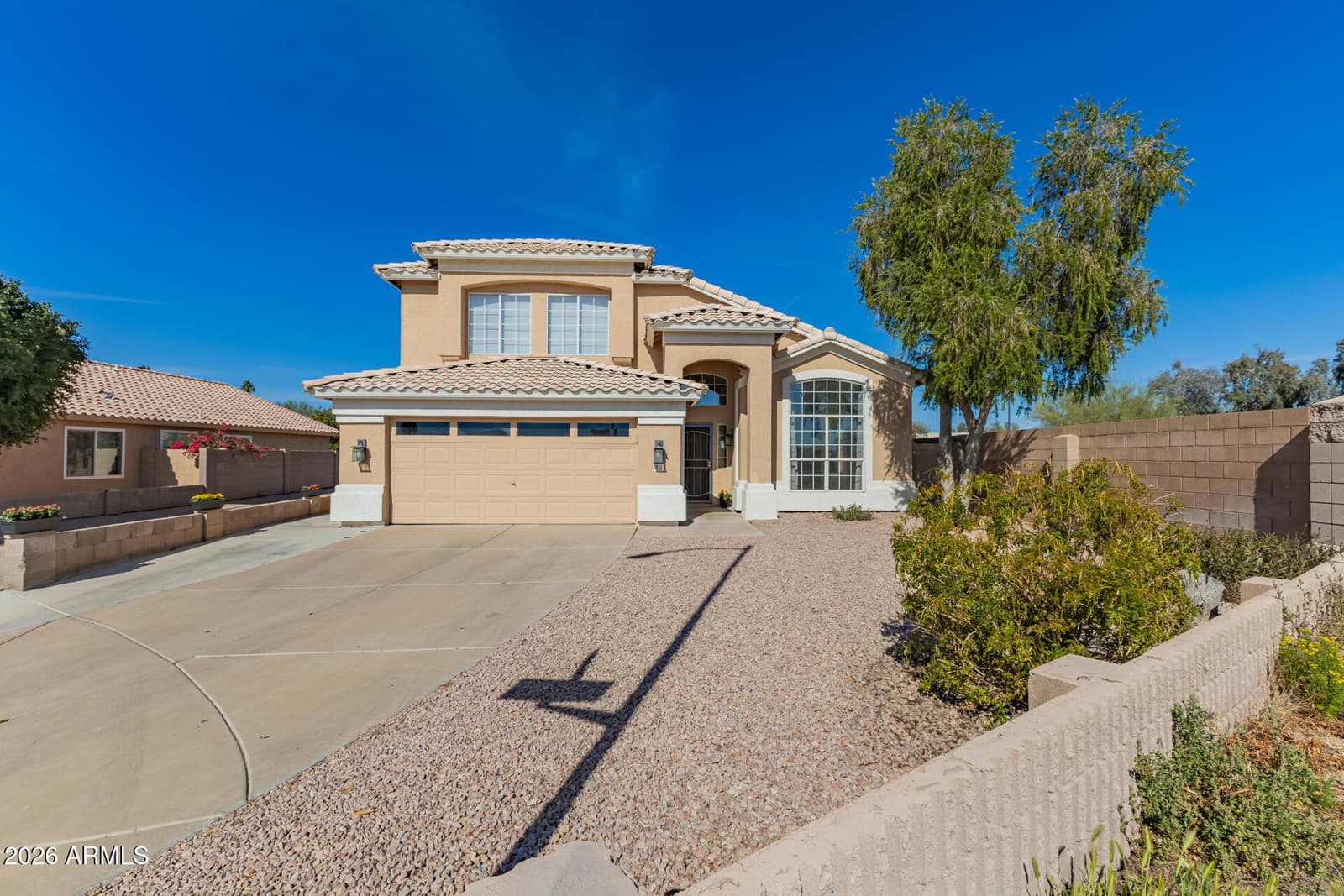 1002 W KELTON Lane, Phoenix, AZ 85023 — photo 9 of 42