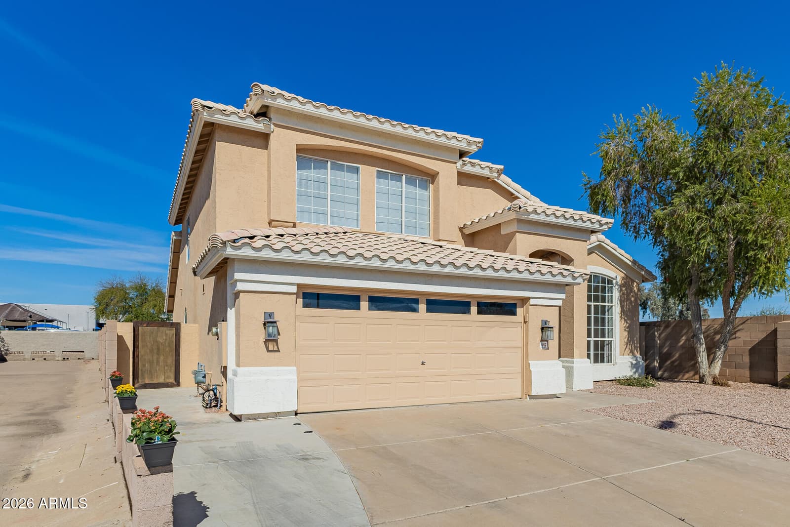 1002 W KELTON Lane, Phoenix, AZ 85023 — photo 40 of 42