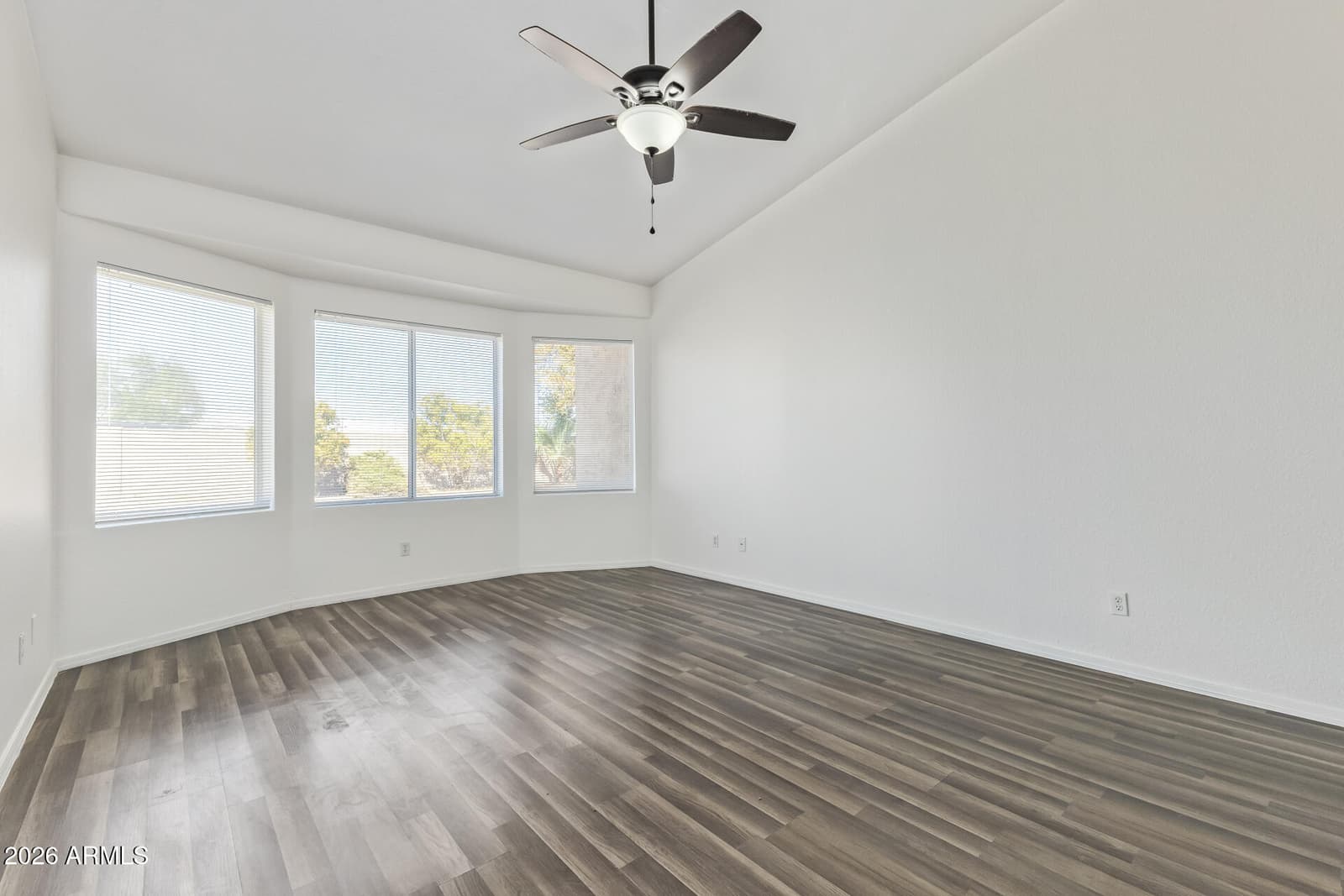 1002 W KELTON Lane, Phoenix, AZ 85023 — photo 18 of 42