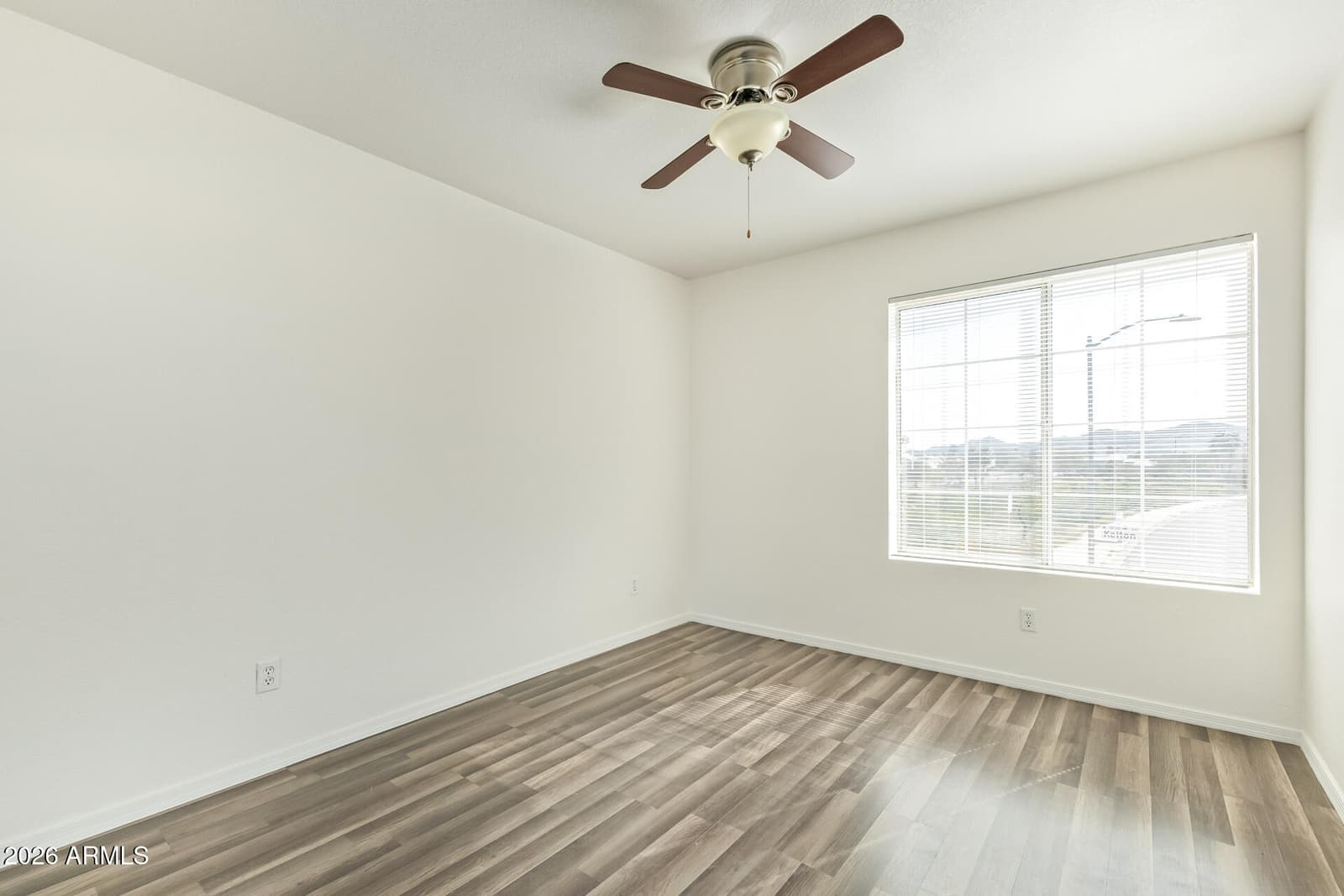1002 W KELTON Lane, Phoenix, AZ 85023 — photo 23 of 42