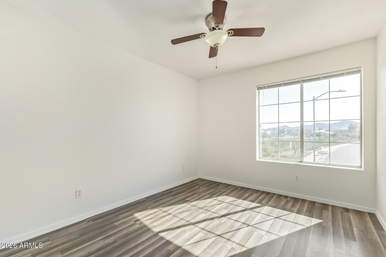 1002 W KELTON Lane, Phoenix, AZ 85023 — photo 30 of 42