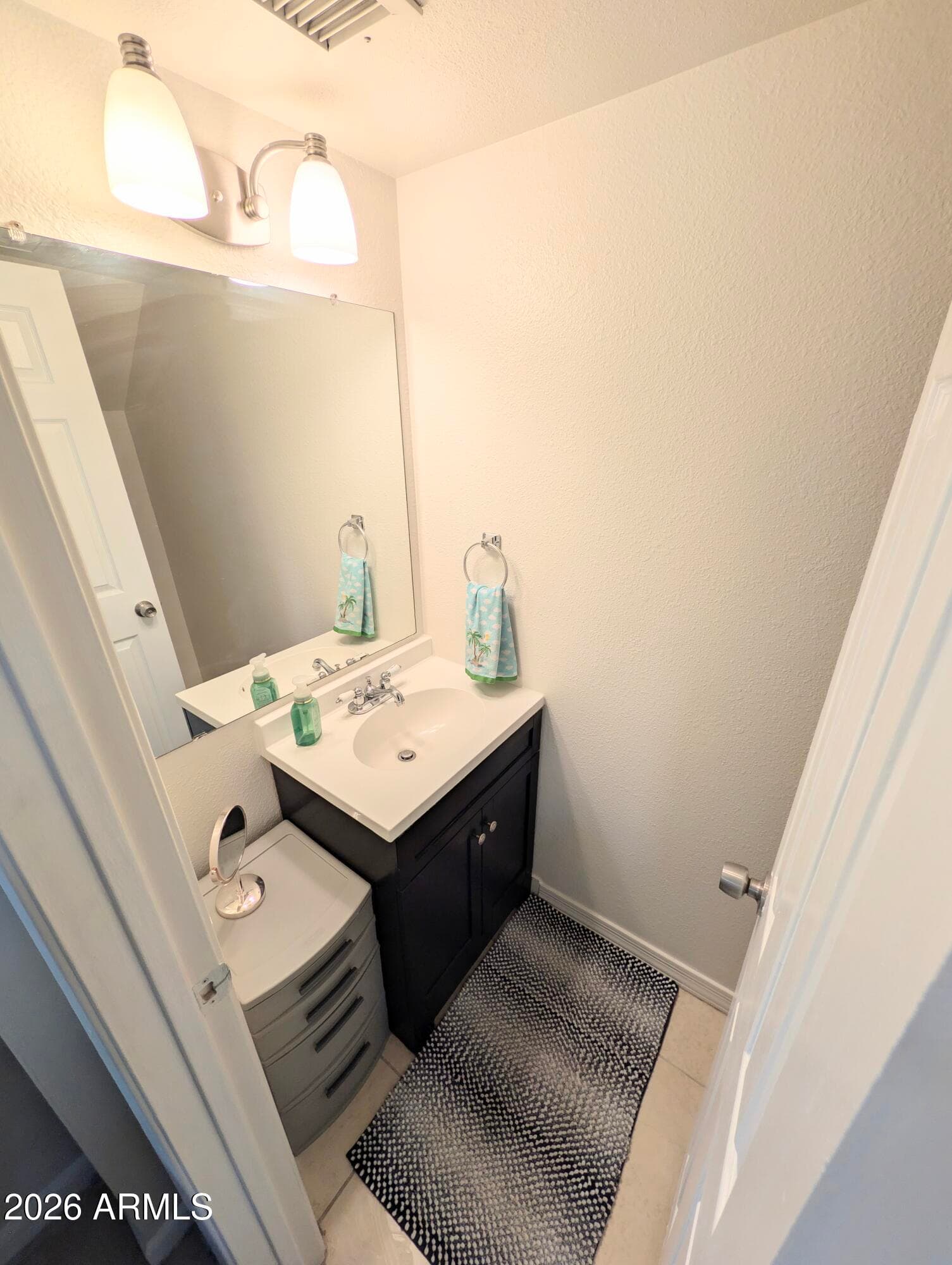 10421 N 11TH Street N 3, Phoenix, AZ 85020 — photo 12 of 44