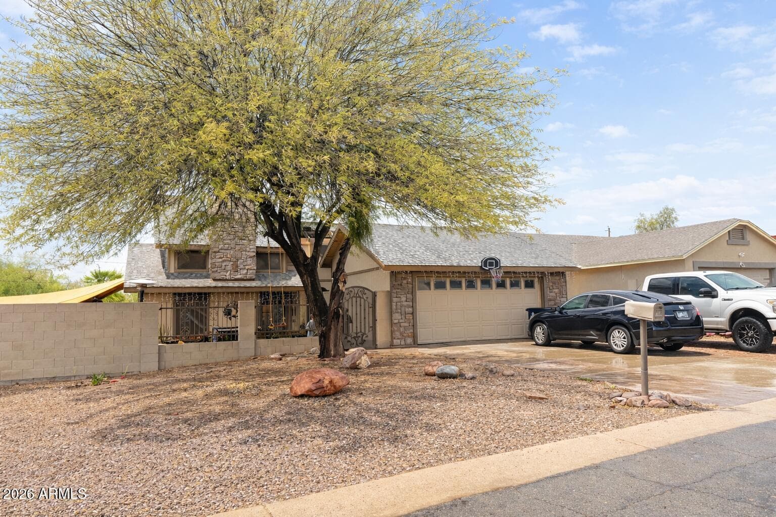 9968 E FORTUNA Avenue, Gold Canyon, AZ 85118
