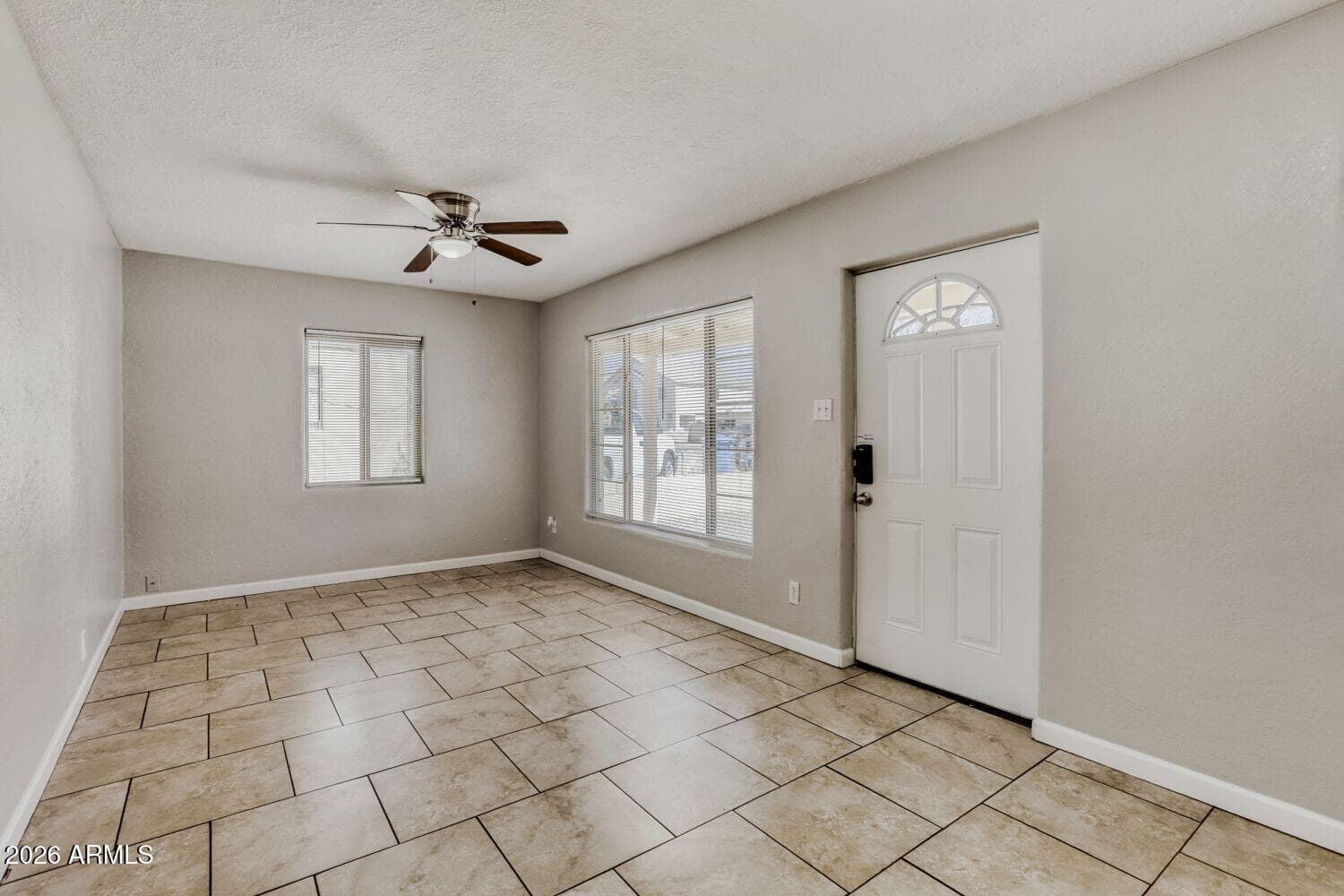 6132 N 35TH Drive, Phoenix, AZ 85019 — photo 6 of 29