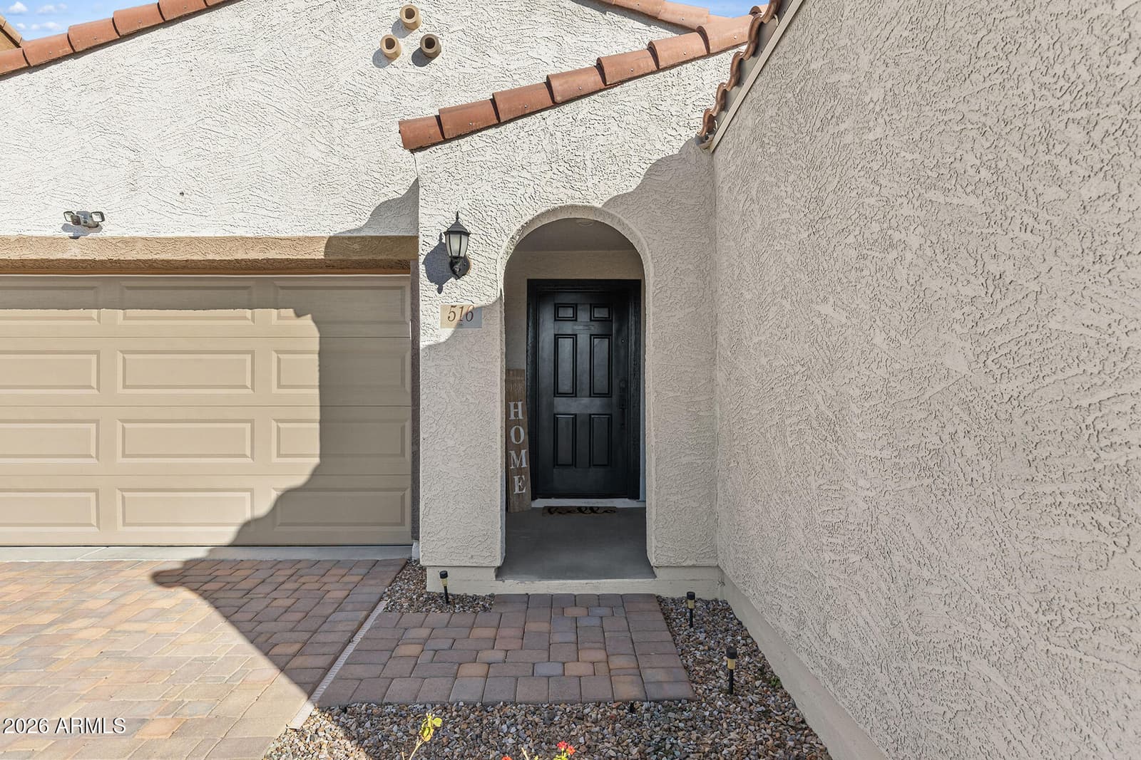 516 E MOUNTAIN VIEW Drive, Avondale, AZ 85323 — photo 8 of 52