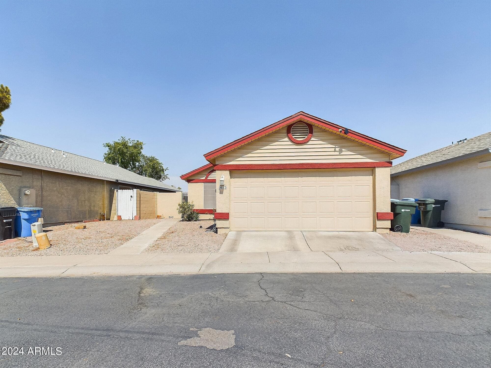 5613 S 42ND Street, Phoenix, AZ 85040 — photo 2 of 25