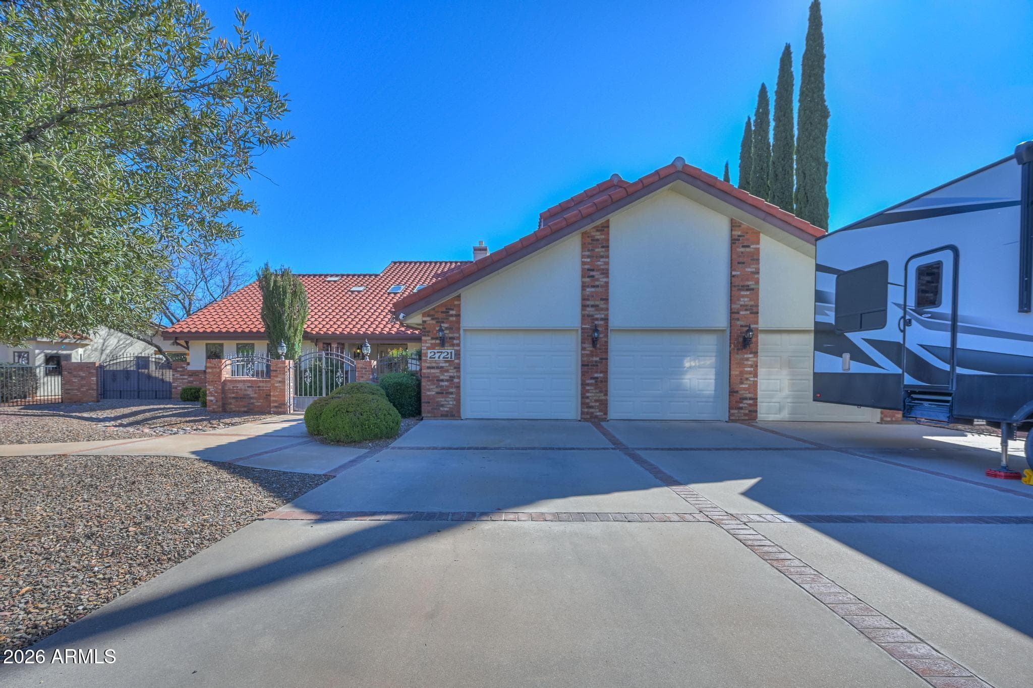 2721 E BREWER Drive, Sierra Vista, AZ 85650 — photo 3 of 37