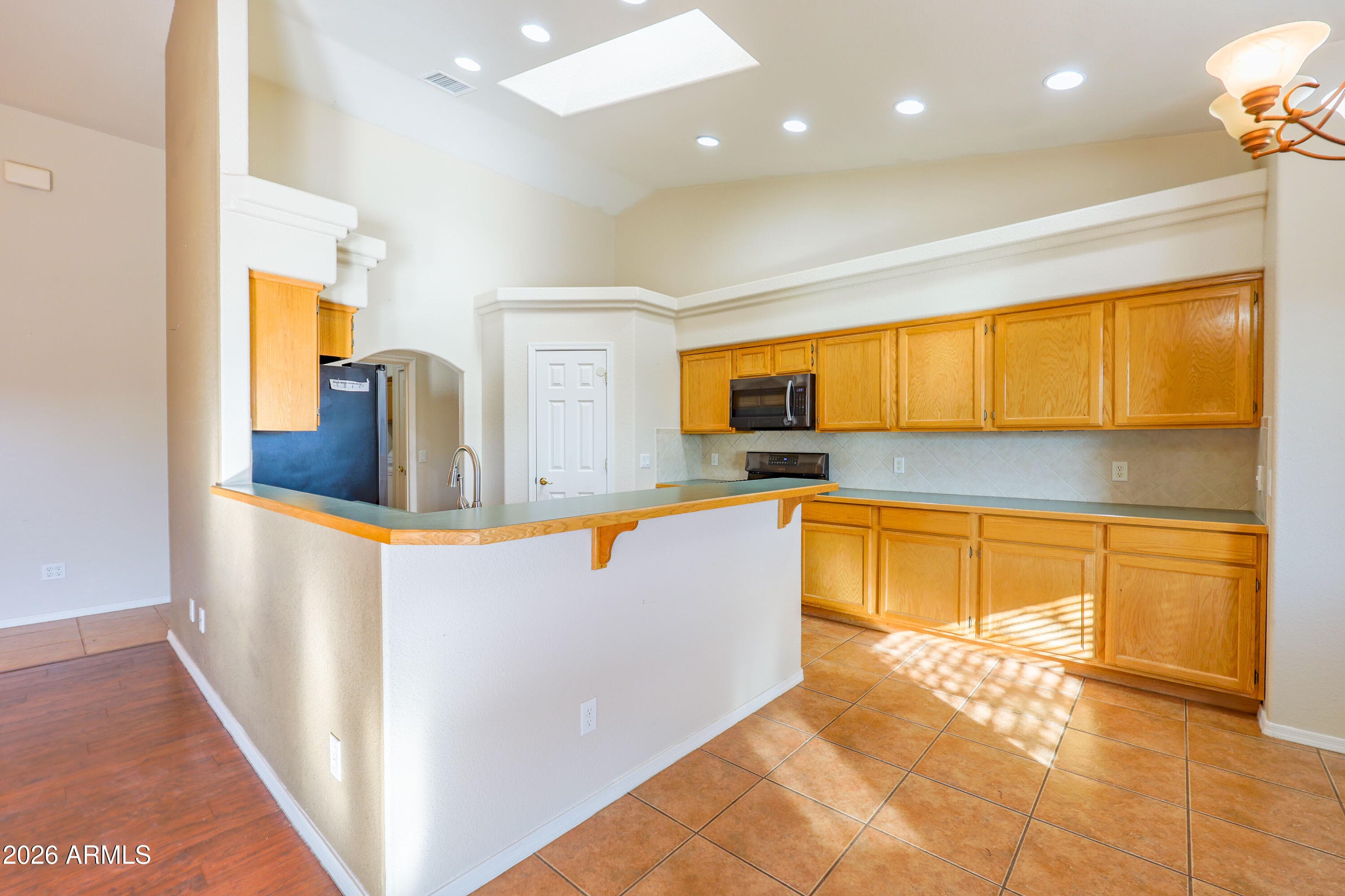 10148 S AIRSTRIP Road, Hereford, AZ 85615 — photo 9 of 35