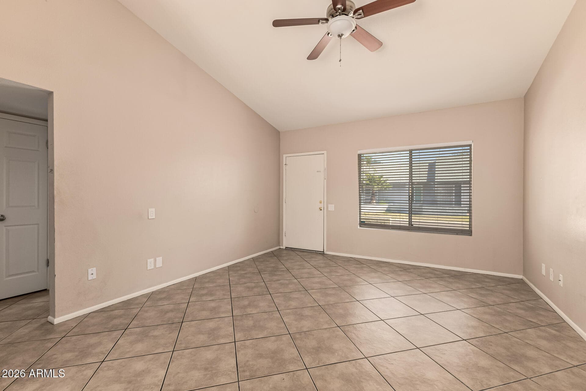 7006 S 45TH Street, Phoenix, AZ 85042 — photo 5 of 20