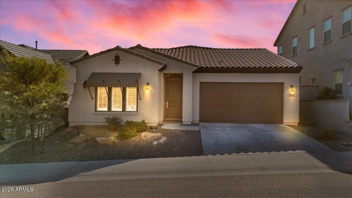 21147 W HILLCREST Boulevard, Buckeye, AZ 85396 — photo 5 of 57
